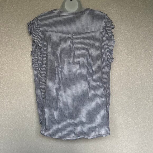 Pre-Loved Old Navy short sleeved blue and white striped sleeveless blouse - Picture 2 of 4